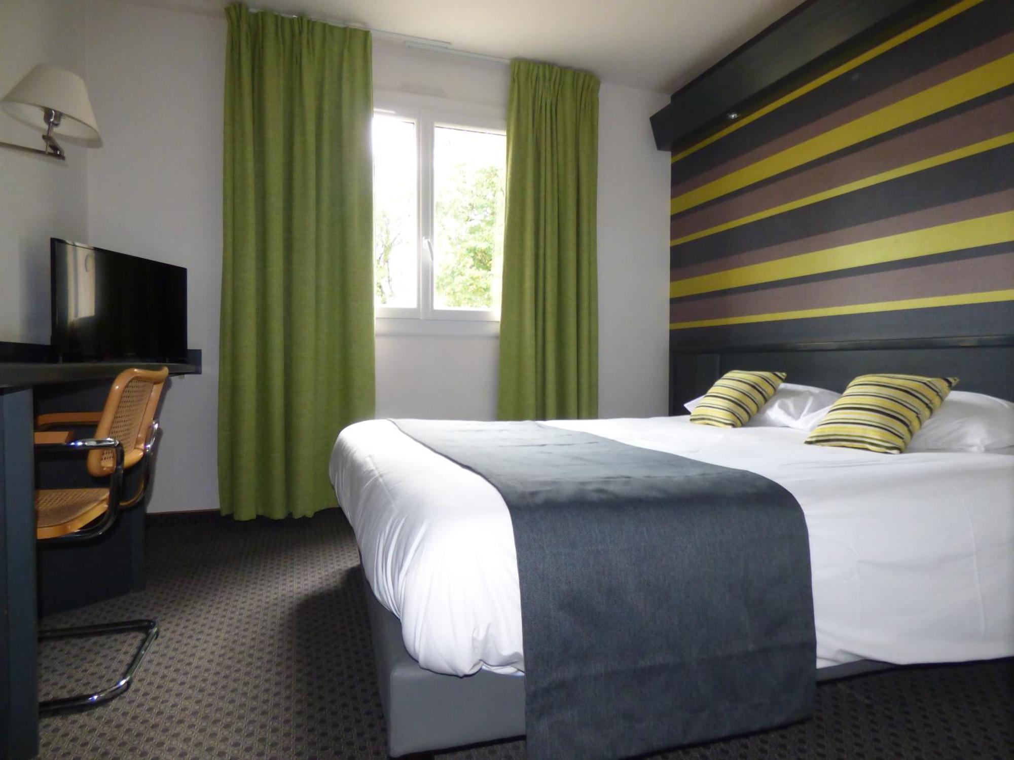 อินสไปเรชั่น บาย บัลลาแด็ง วีลฟรองช์ เดอ รูแอร์ก Hotel วีย์ฟร็องเช-เดอ-ฮูแอเก ภายนอก รูปภาพ